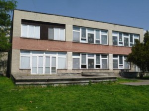 Škôlkari dostali od Slovenských elektrárni nové okná