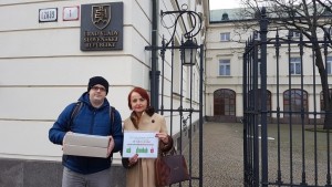 Petíciu za budovanie obchvatu Prievidze podporilo 8100 ľudí