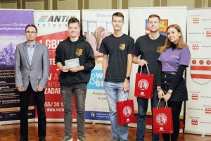 Bývalý študent ZŠ Mariánska v Prievidzi úspešný na programátorskej súťaži v Prešove