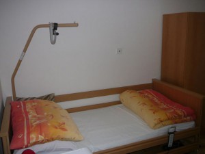 Zariadenie pre seniorov má nové polohovateľné postele